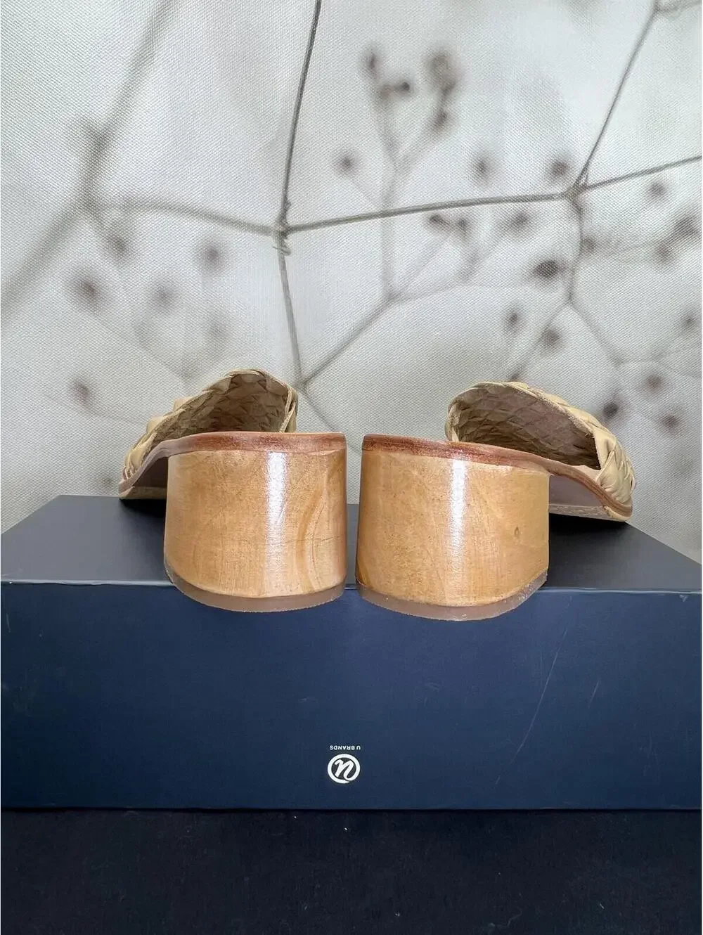 LIBERTE Santorini Leather mules size 10 - Picture 3 of 9